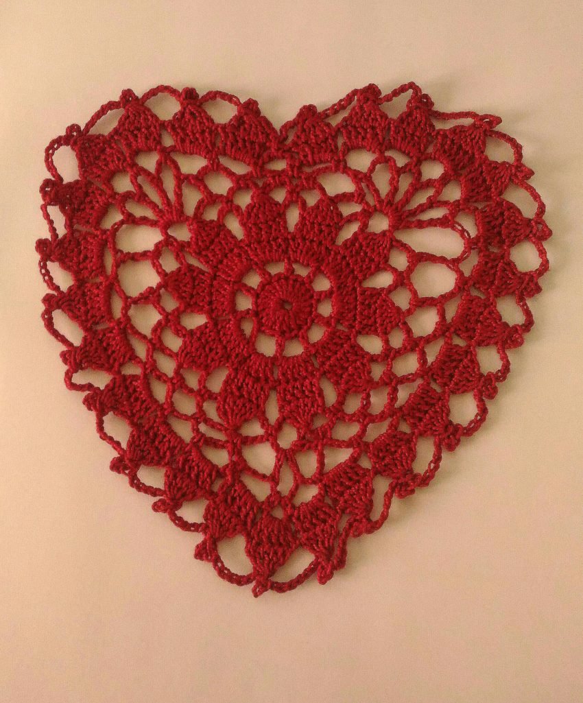 Crochet vintage lace heart motif (free pattern) » Crochet Krafts